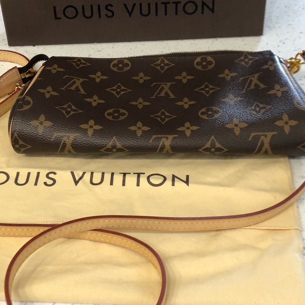 SOLD!! Authentic Louis Vuitton Eva crossbody - Picture 7 of 8